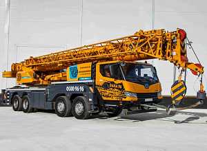 Автокран XCMG XCT70_S – кран 70 т, стрела 42 м